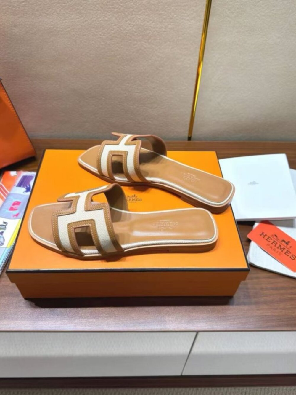 Hermes Oran Two-Tone H Flat Slide Sandals - Picture 4 of 6
